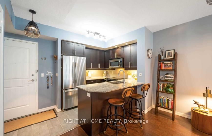 65 East Liberty St, unit 1616 for rent - image #2