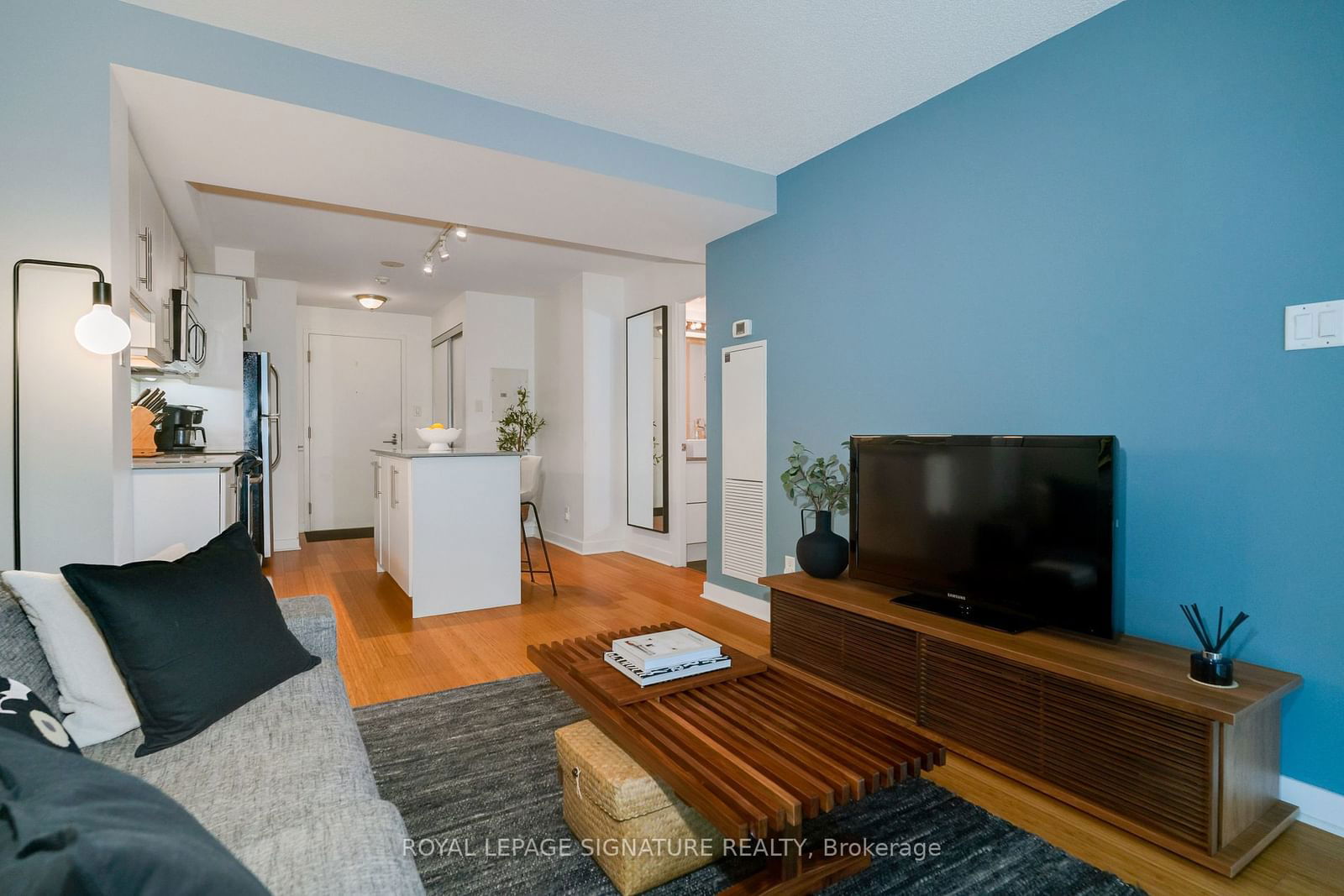 1169 Queen St W, unit 401 for sale - image #12