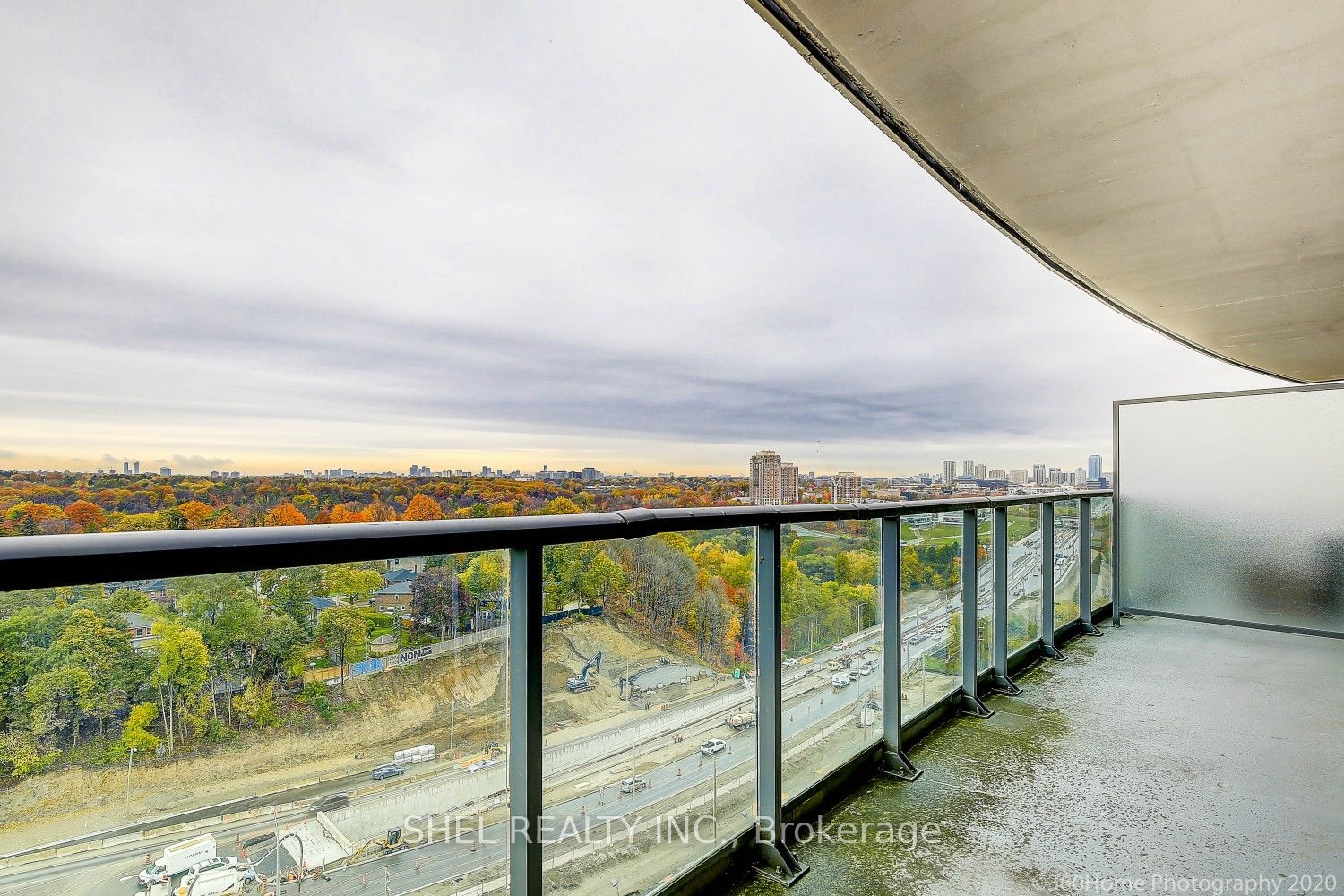 35 Brian Peck Cres, unit Lph23 for rent - image #27