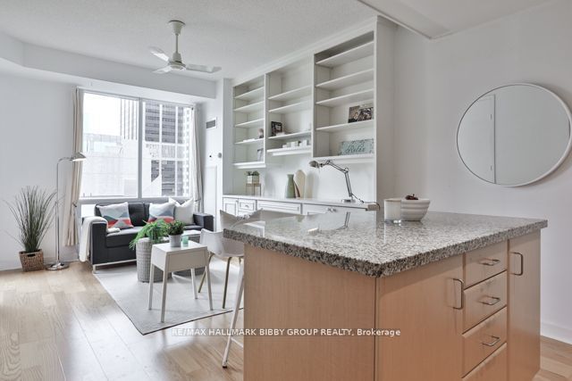 85 Bloor St E, unit PH09 for sale