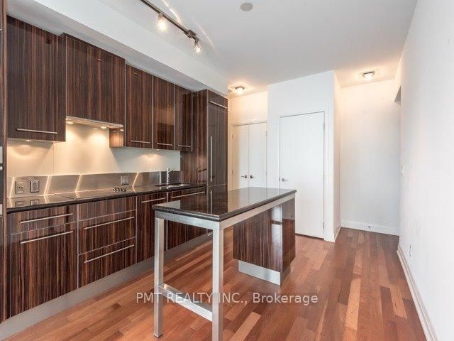 80 John St, unit 3506 for rent - image #3