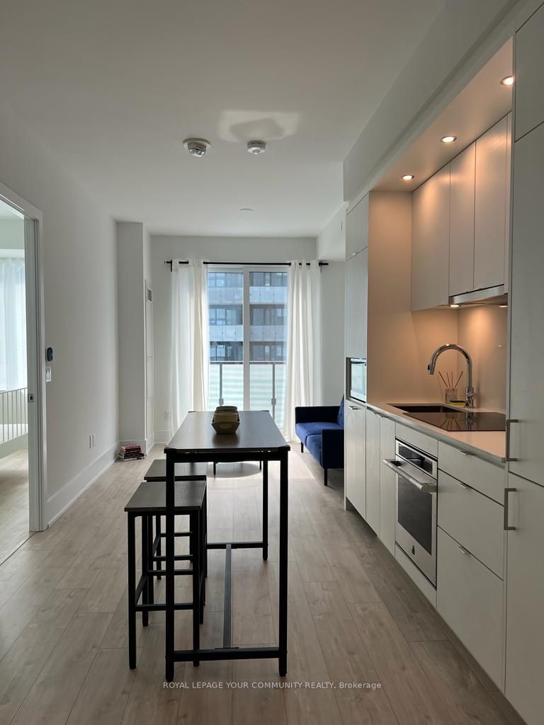 470 Front St W, unit 1401 for rent