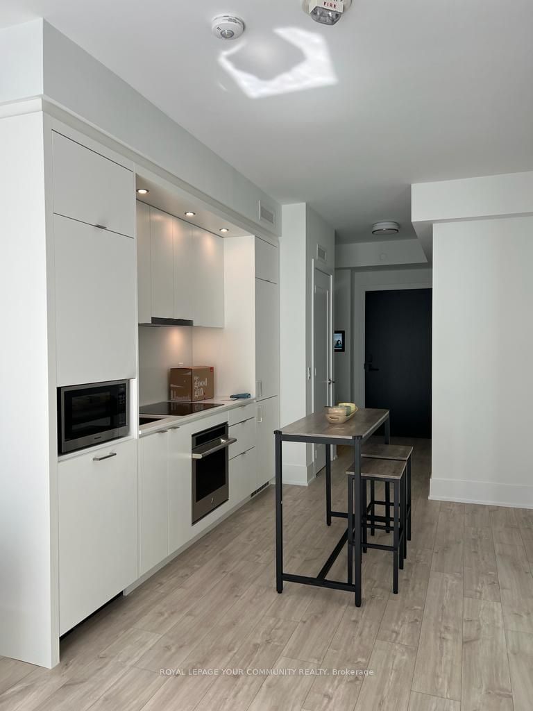 470 Front St W, unit 1401 for rent