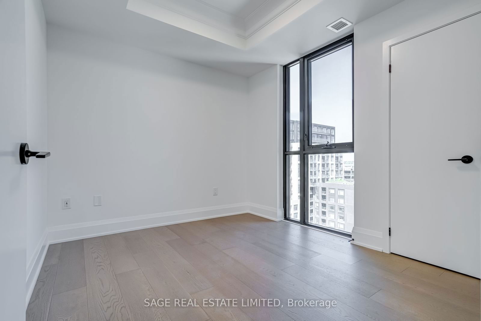 123 Portland St, unit 1103 for sale