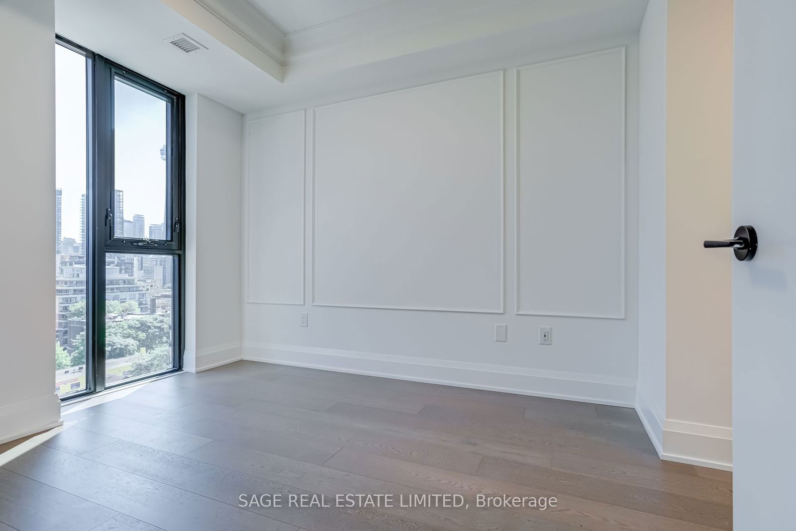 123 Portland St, unit 1103 for sale