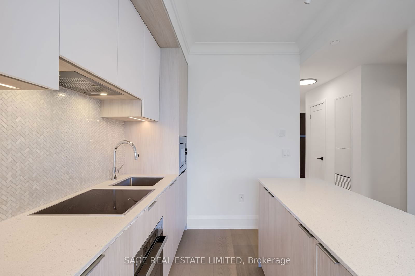 123 Portland St, unit 1104 for sale - image #14