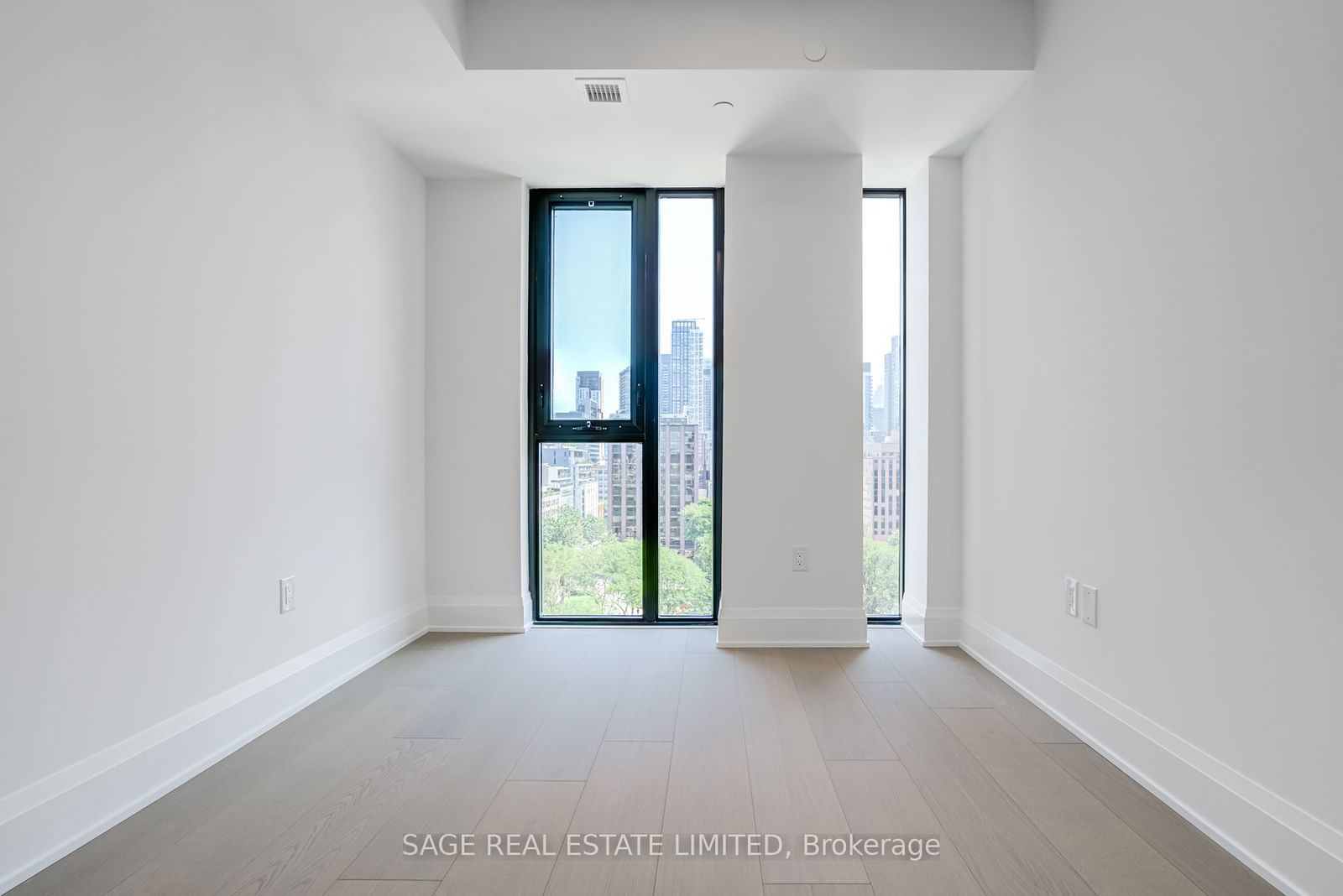 123 Portland St, unit 1104 for sale - image #25