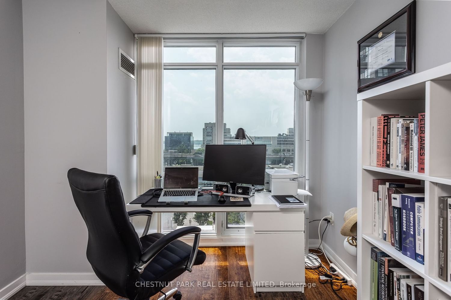 15 Fort York Blvd, unit 710 for rent - image #12