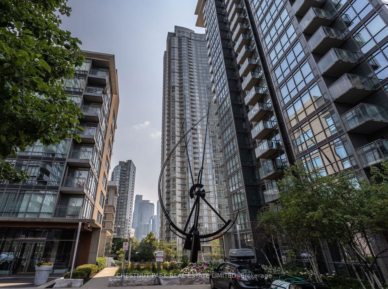 15 Fort York Blvd, unit 710 for rent - image #19