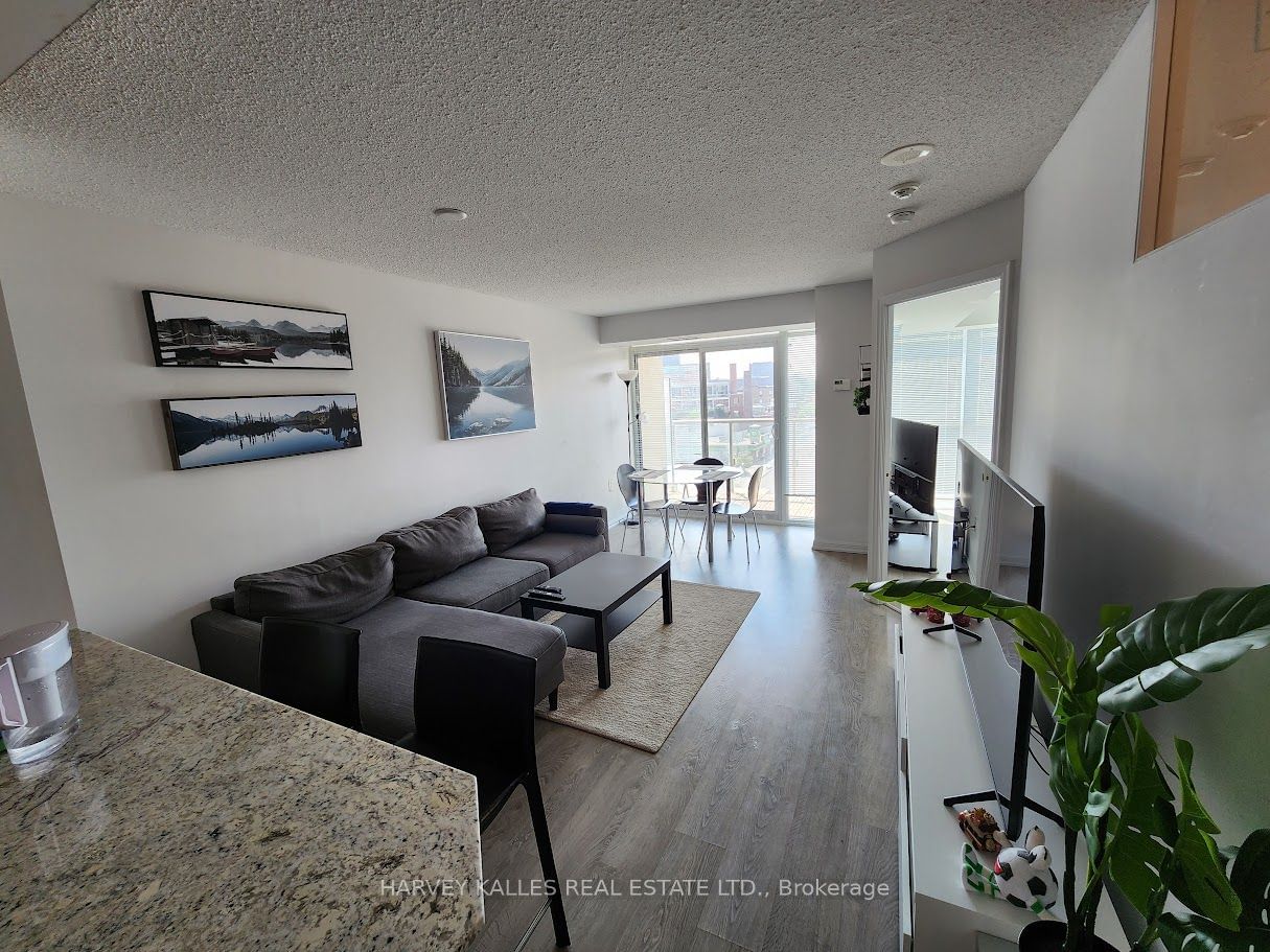 125 Western Battery Rd, unit 712 for rent - image #5