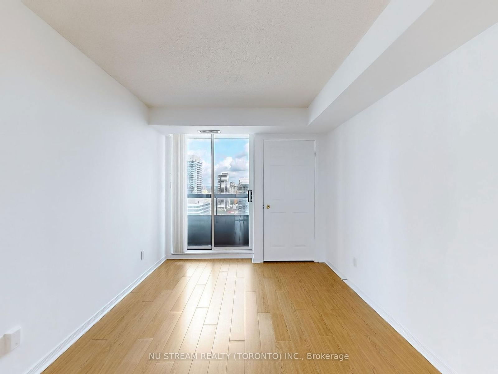 33 Empress Ave, unit 2001 for sale - image #13