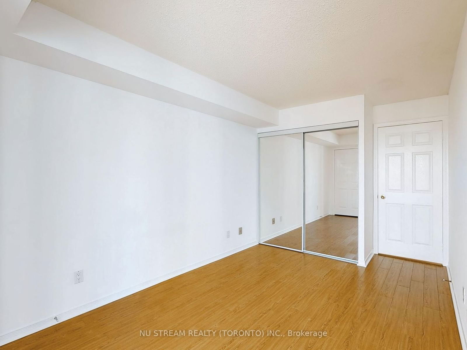 33 Empress Ave, unit 2001 for sale - image #14