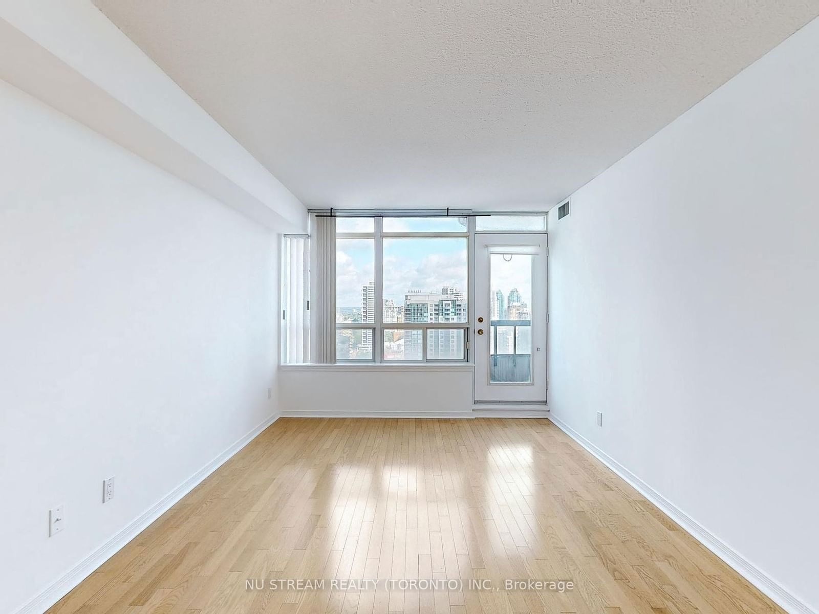 33 Empress Ave, unit 2001 for sale - image #7