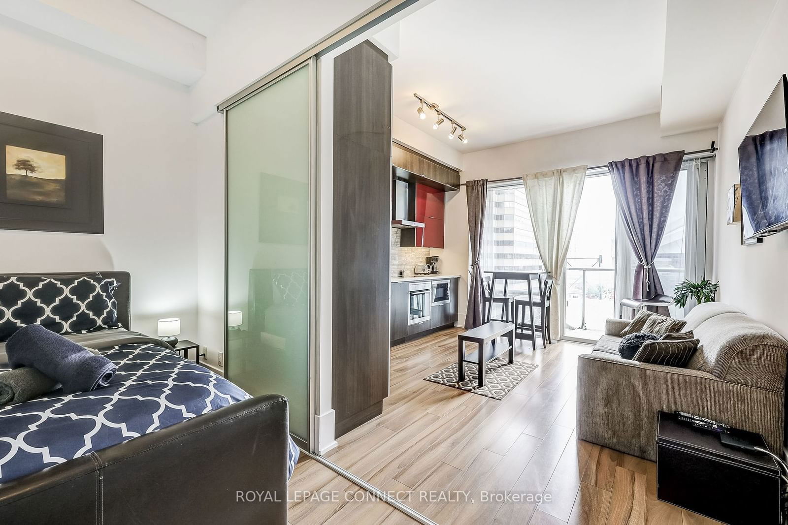 20 John St, unit 922 for sale - image #27