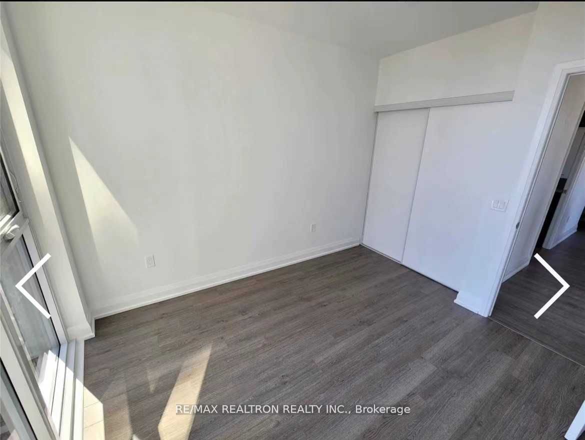 77 Mutual St, unit 1009 for rent - image #4