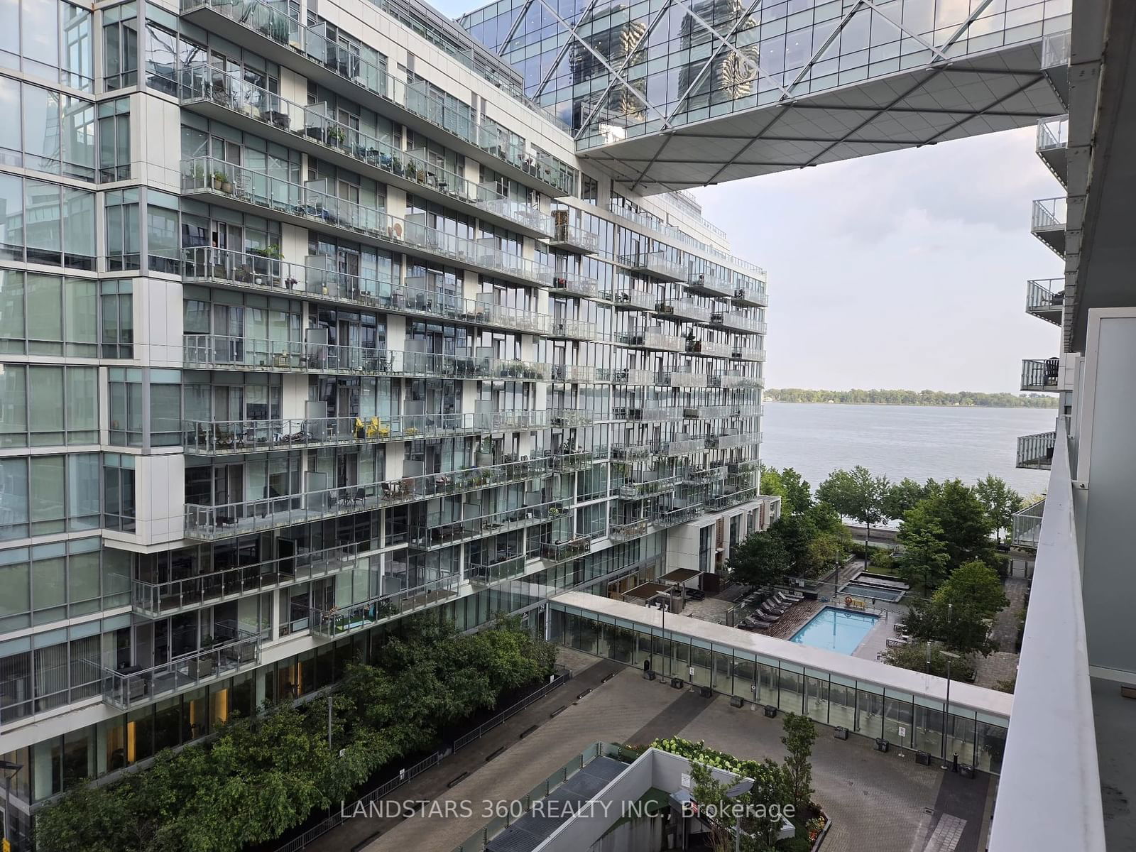 15 Queens Quay E, unit 605 for rent - image #19