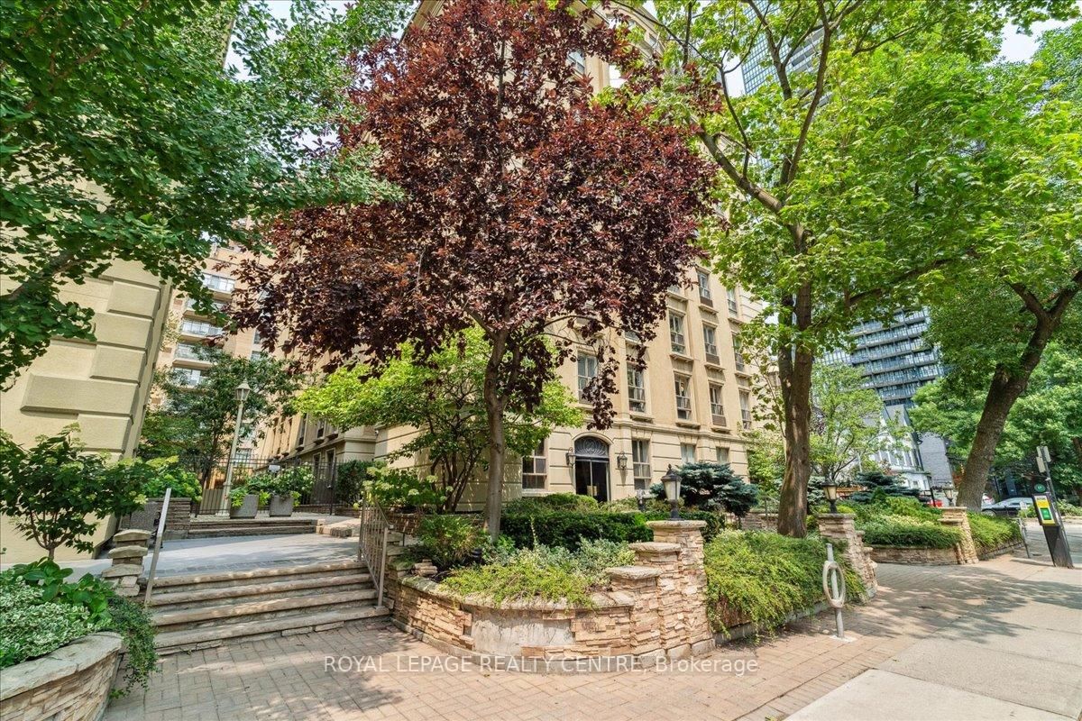 88 CHARLES St E, unit 602 for sale - image #25