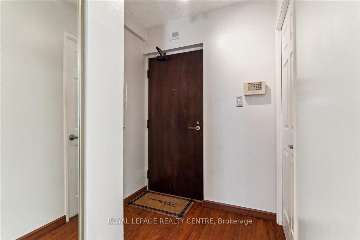 88 CHARLES St E, unit 602 for sale - image #4