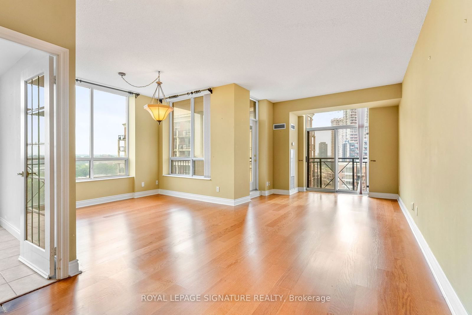 1101 Leslie St, unit 1506 for sale - image #6