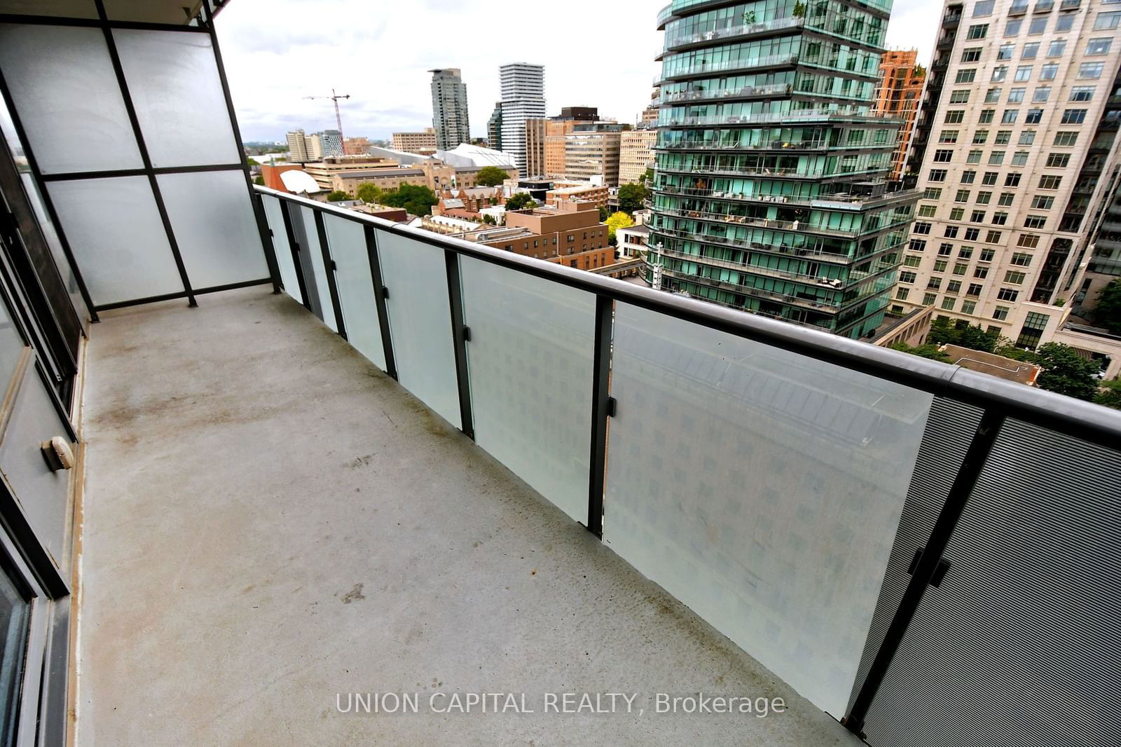 65 St. Mary St, unit 1408 for sale