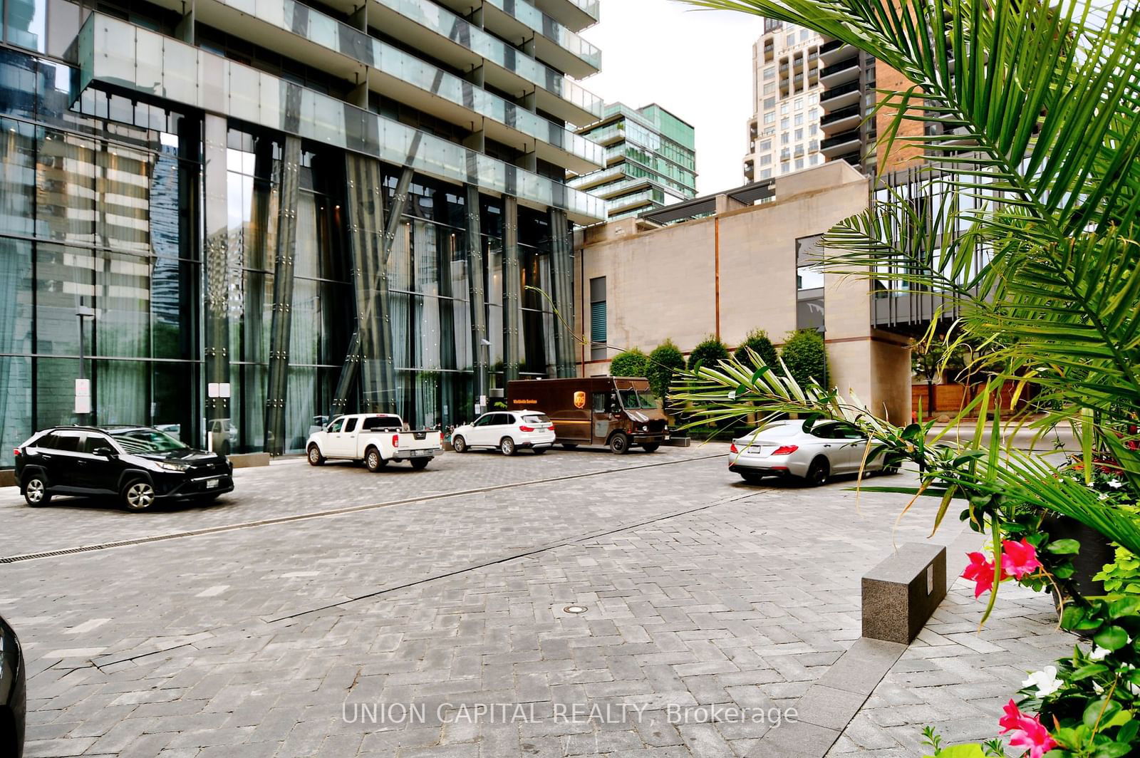 65 St. Mary St, unit 1408 for sale - image #4