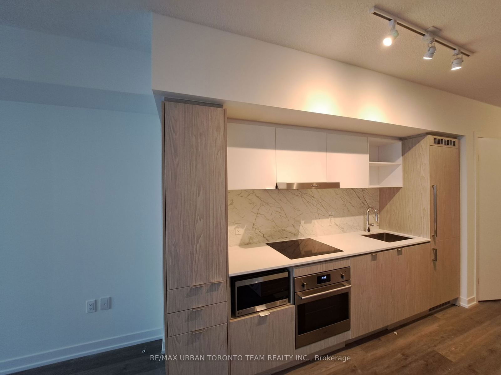 55 Cooper St, unit 4610 for rent