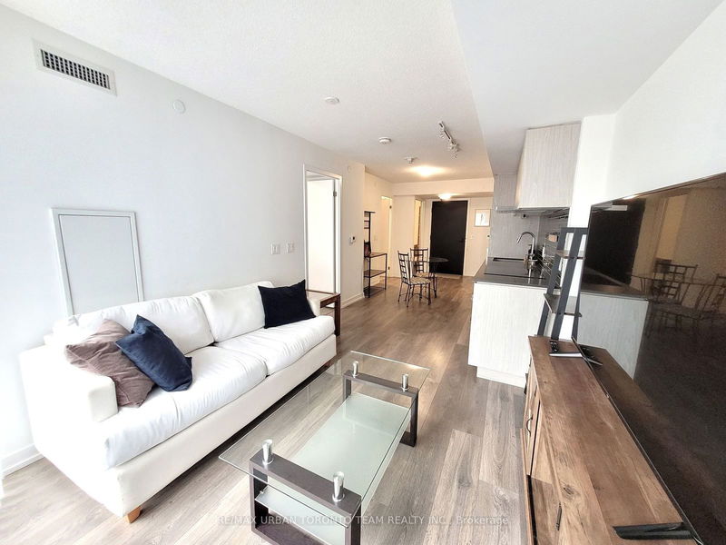 60 Shuter St, unit 603 for rent - image #1