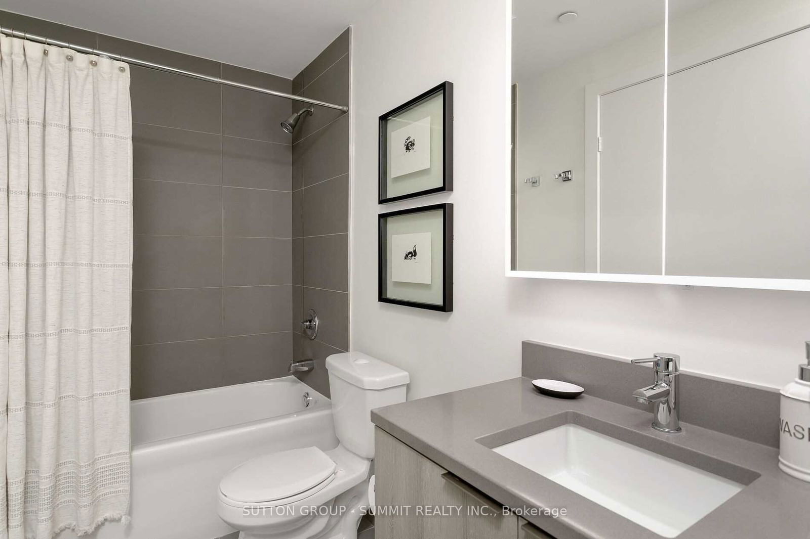 223 St Clair Ave W, unit 401 for rent - image #25