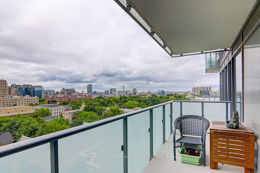 65 St Mary St, unit 1004 for rent - image #16