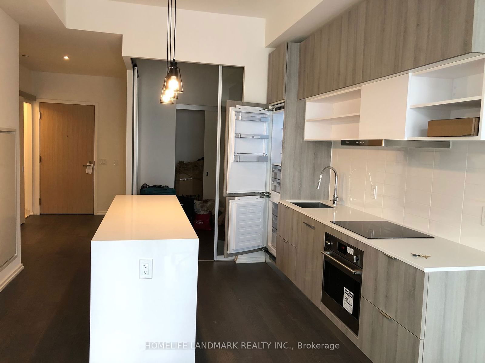 5 soudan Ave, unit 1209 for rent - image #2