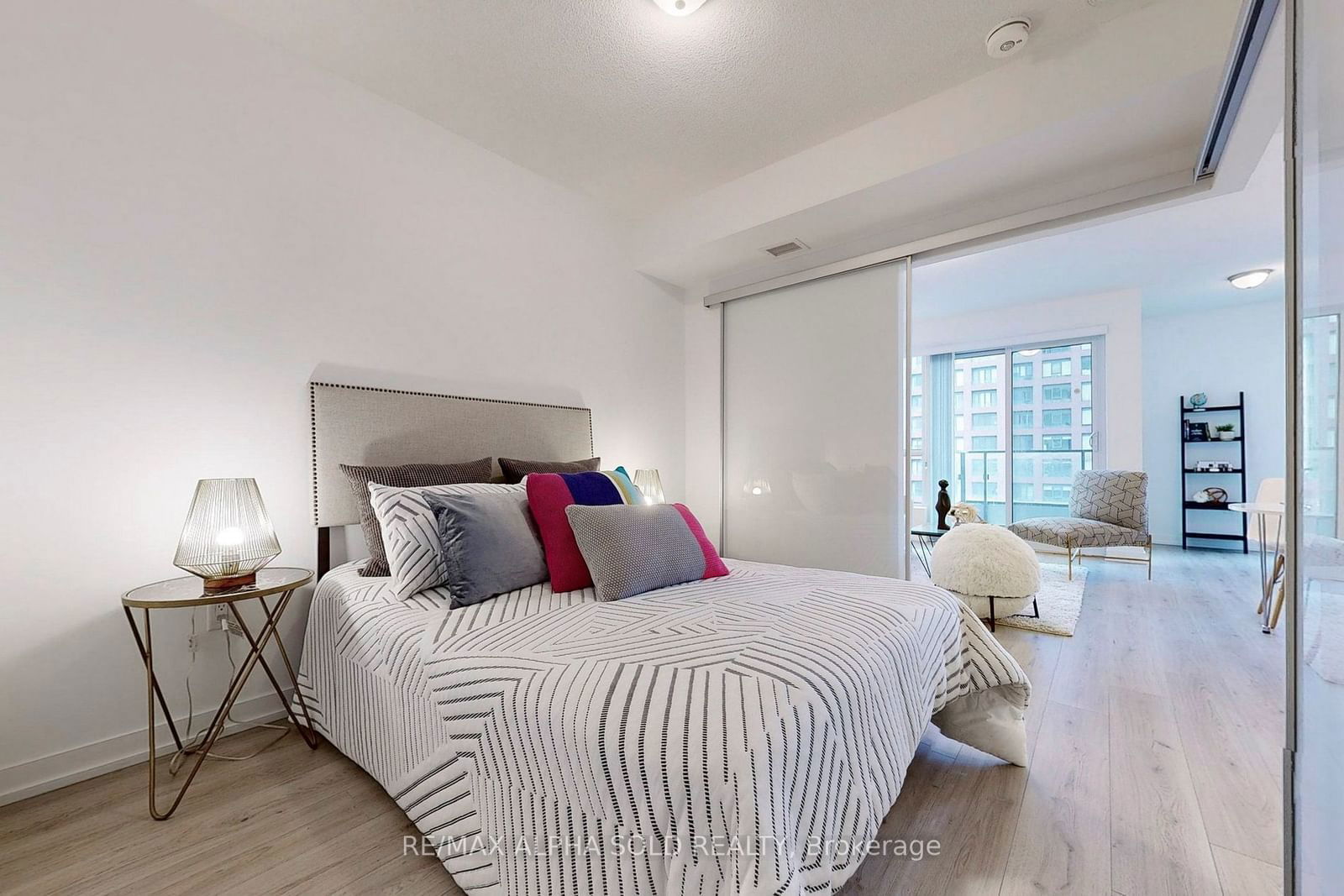 395 Bloor St E, unit 3201 for sale - image #12