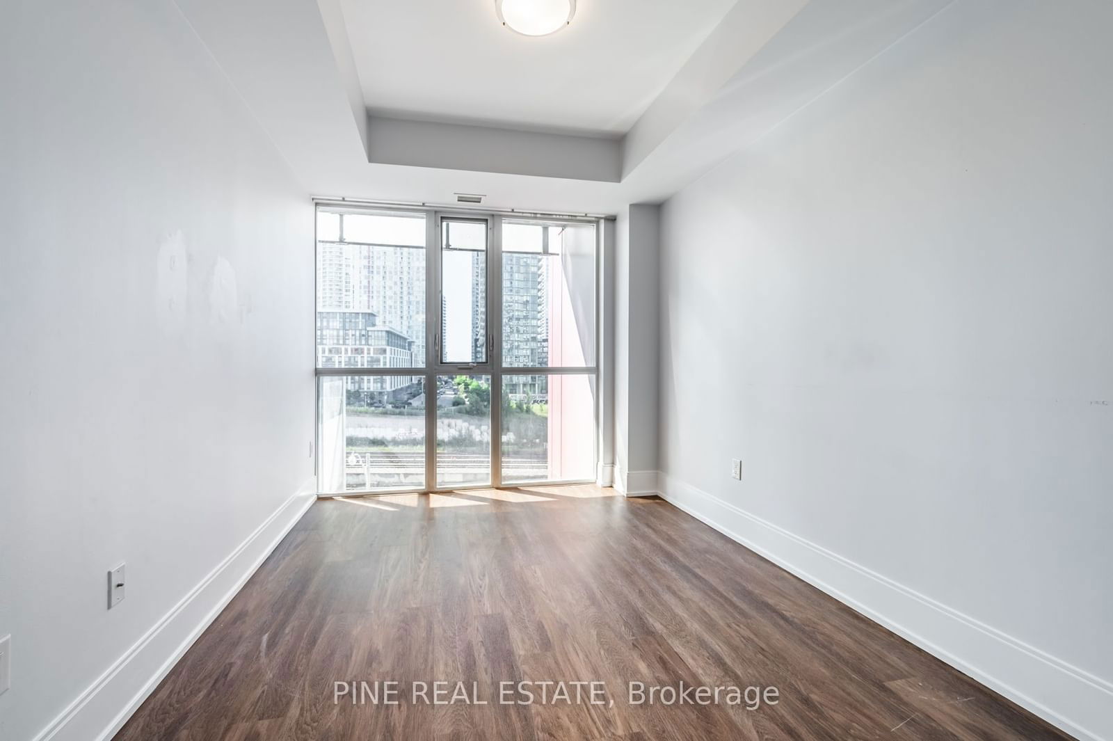 560 Front St W, unit 0431 for rent - image #17