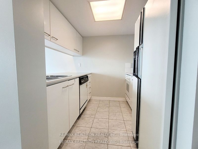 38 Elm St, unit 2907 for rent - image #6