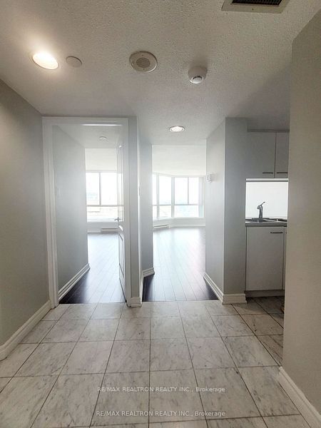 38 Elm St, unit 2907 for rent - image #8