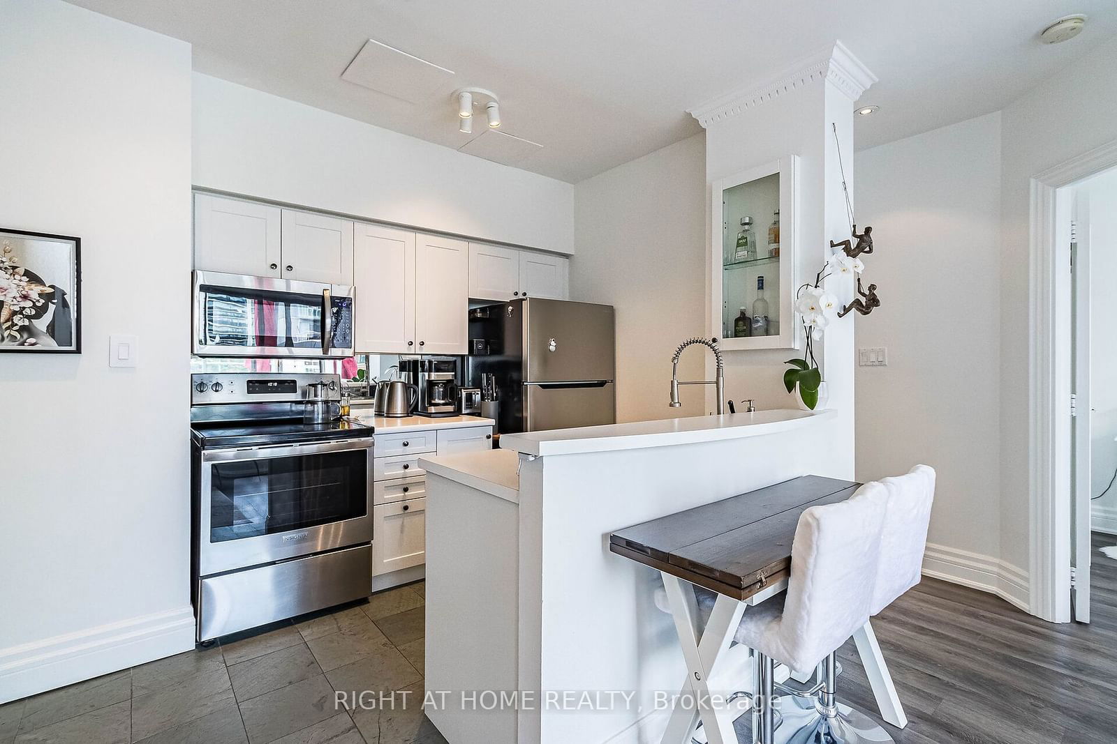 111 Merton St, unit Ph503 for sale - image #13