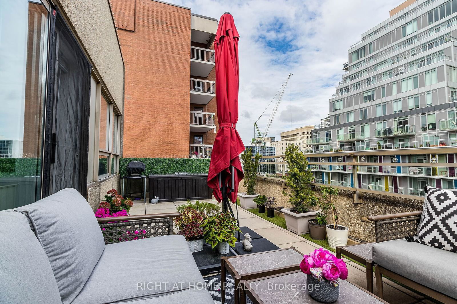 111 Merton St, unit Ph503 for sale - image #34