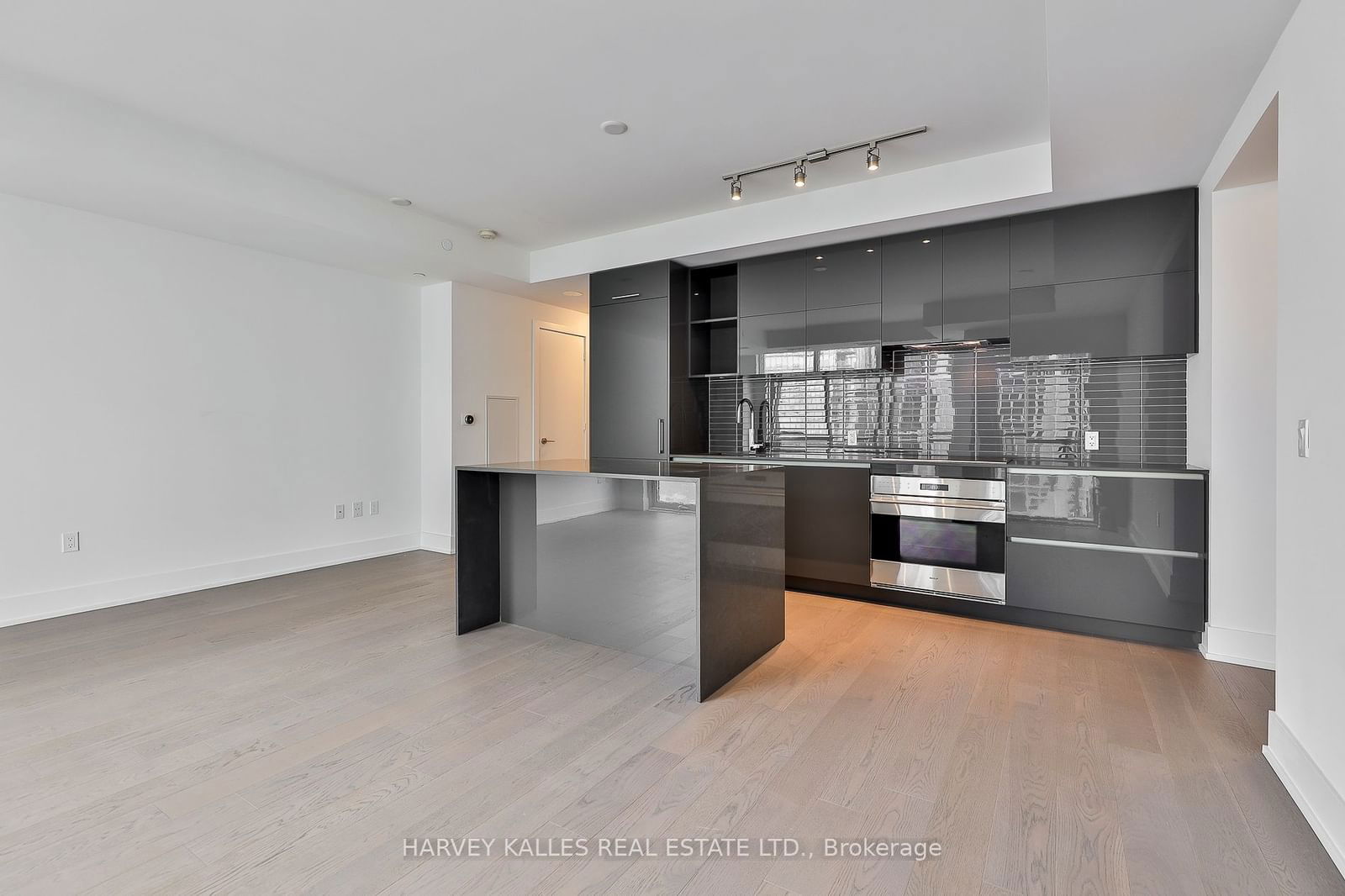 1 Yorkville Ave, unit 4503 for sale - image #2