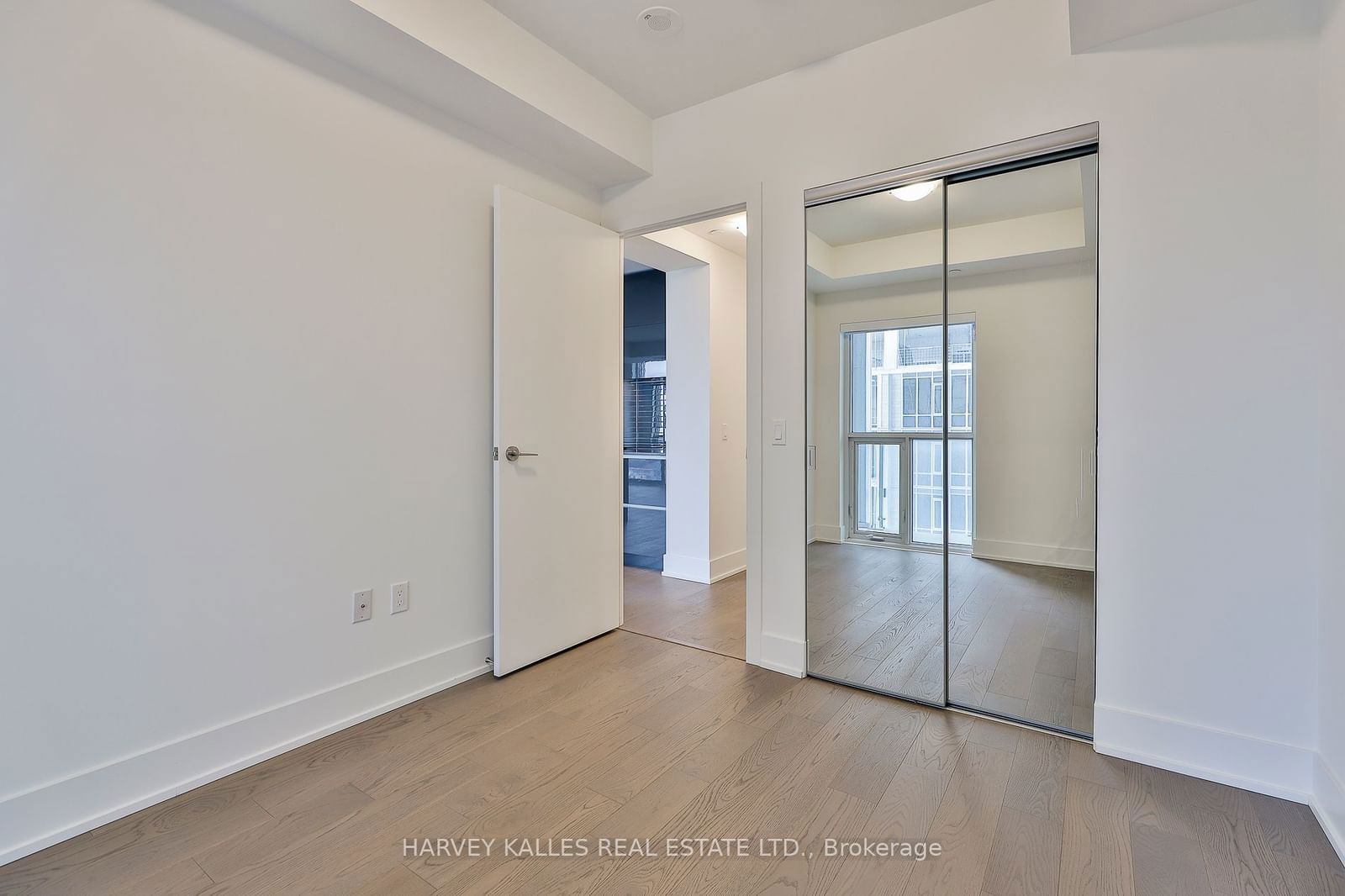 1 Yorkville Ave, unit 4503 for sale - image #21