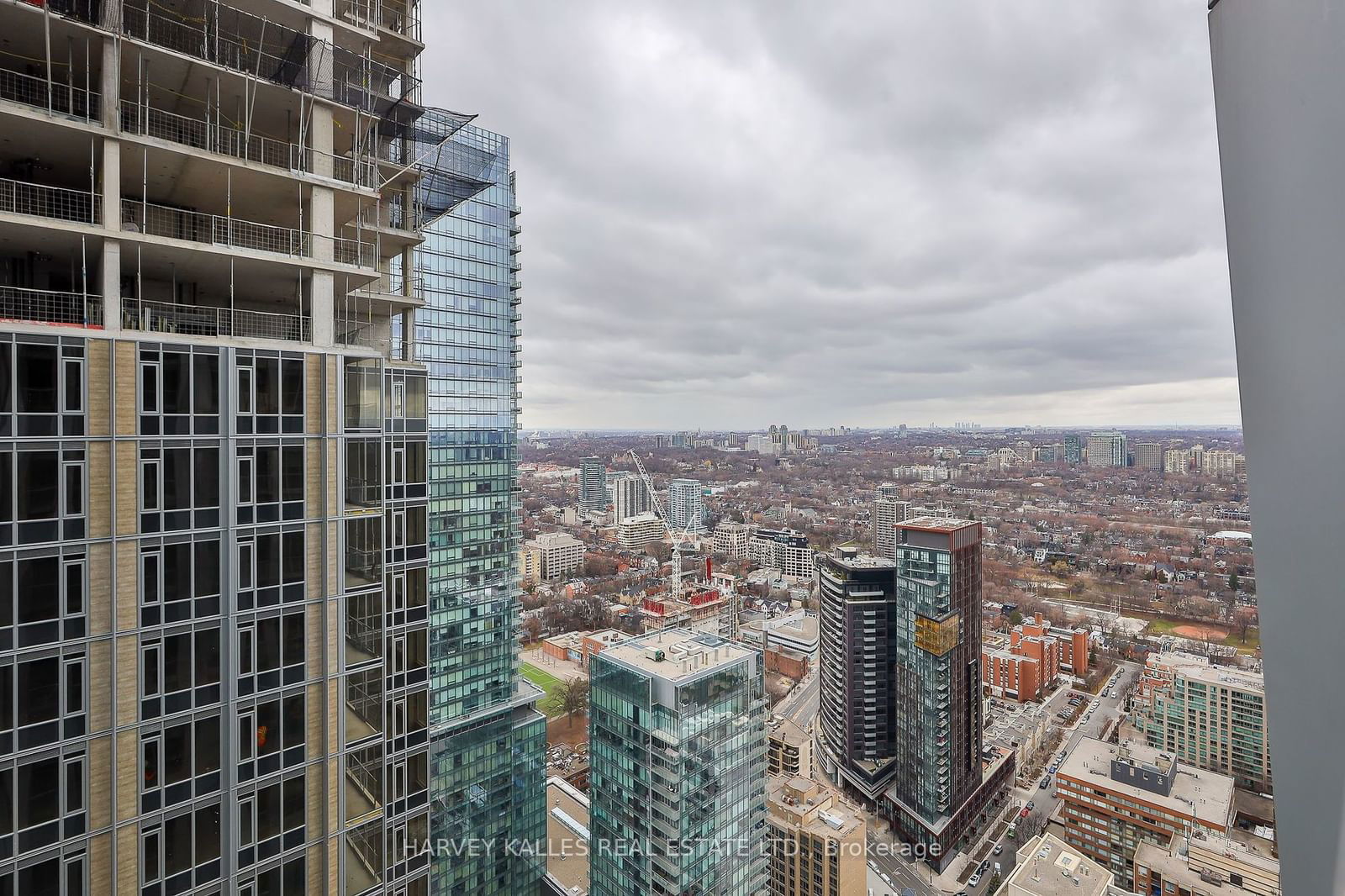 1 Yorkville Ave, unit 4503 for sale - image #27