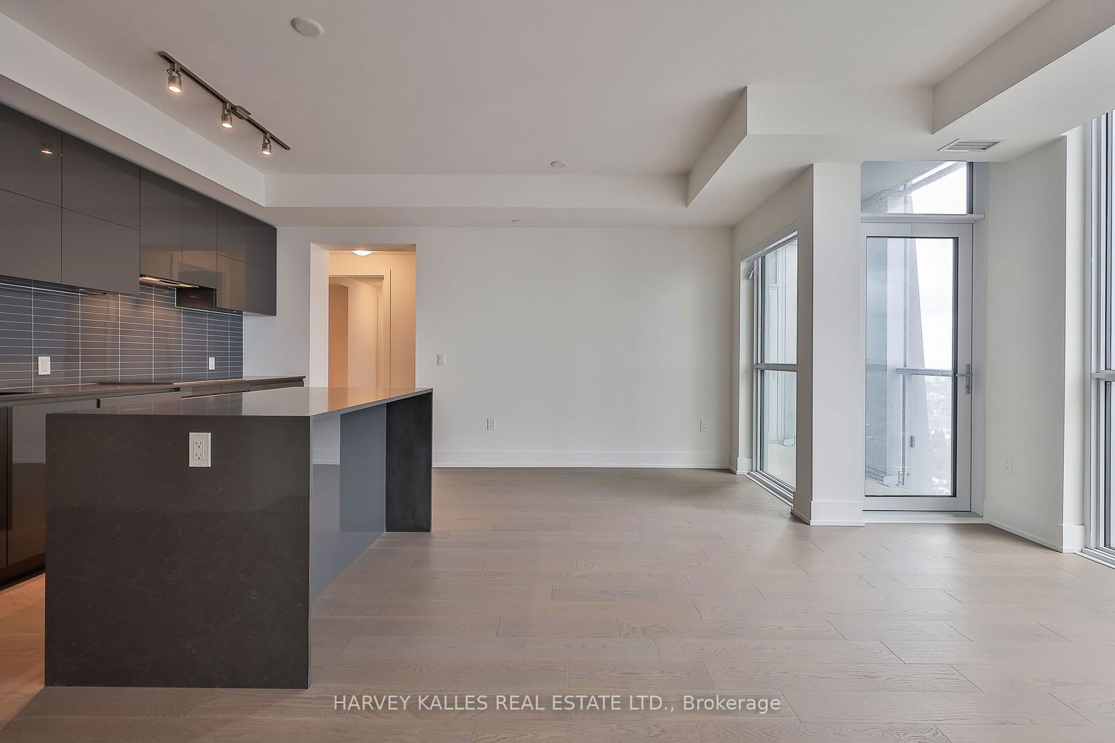 1 Yorkville Ave, unit 4503 for sale - image #5