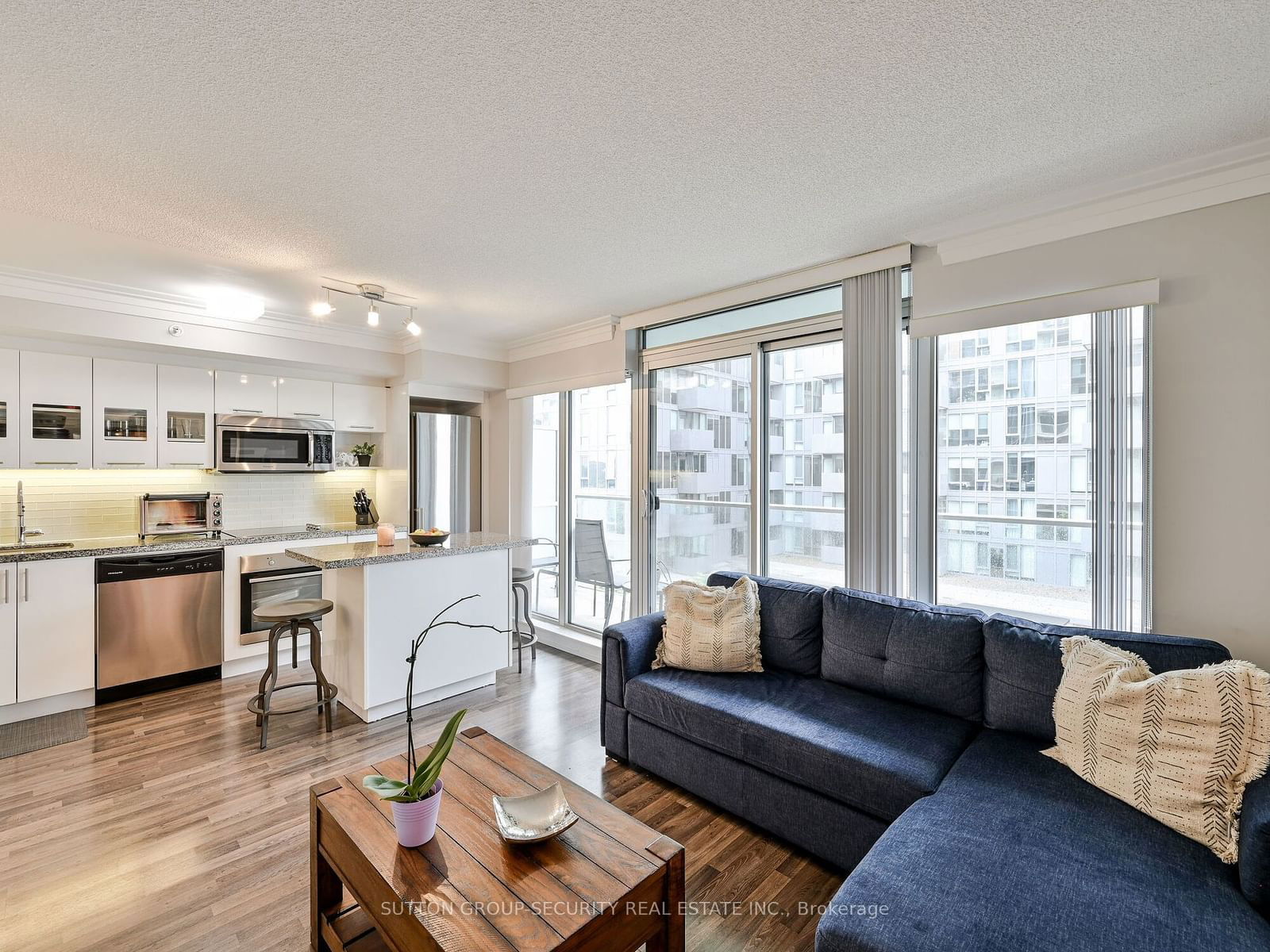 565 Wilson Ave, unit W306 for sale