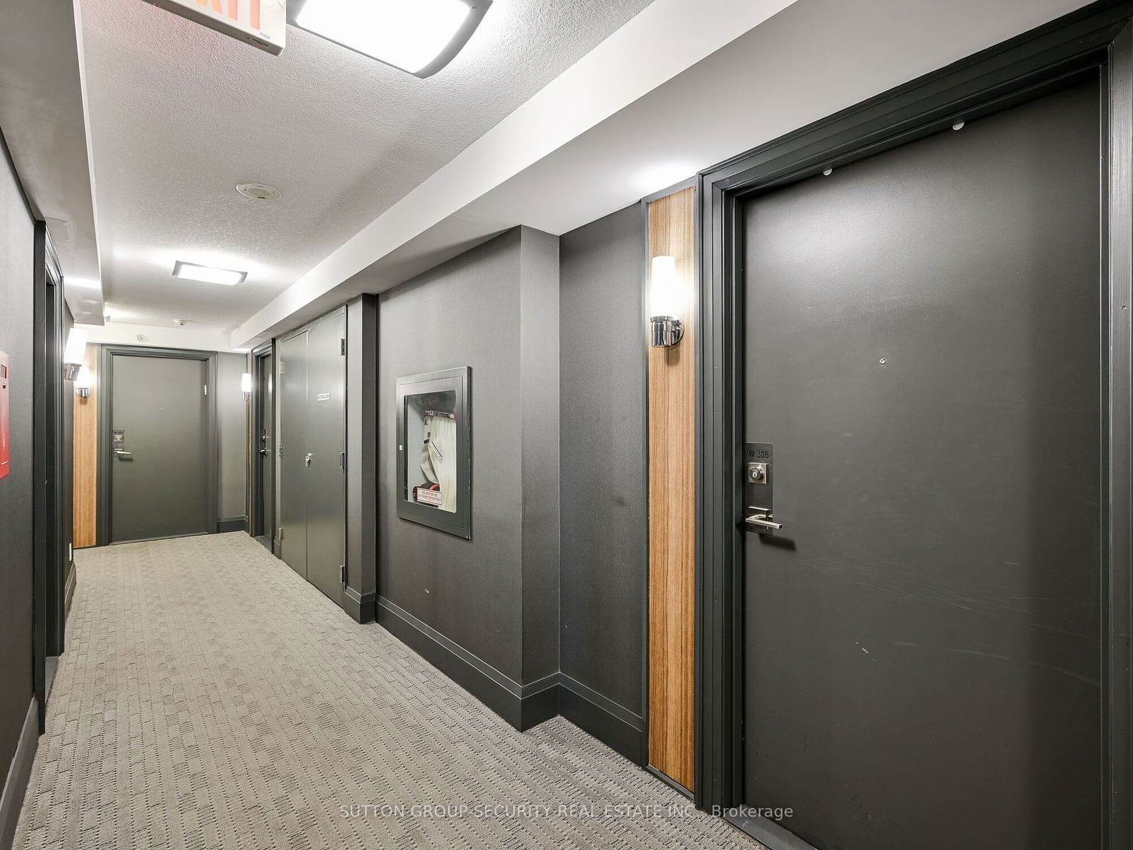 565 Wilson Ave, unit W306 for sale - image #2