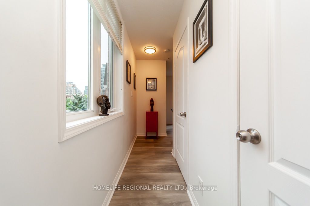 12 Douro St, unit 428 for sale - image #2