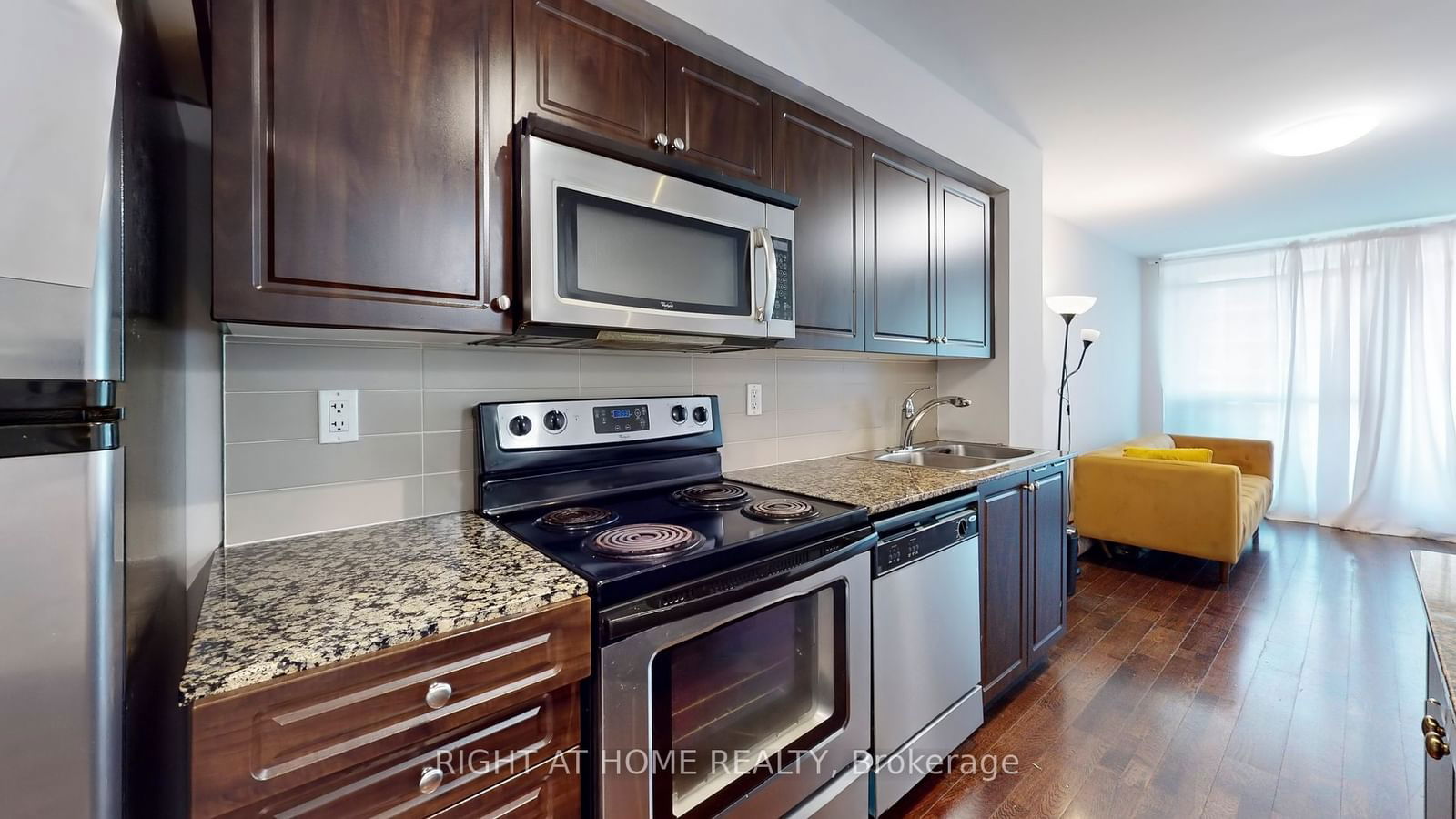 209 Fort York Blvd, unit 1165 for sale - image #13