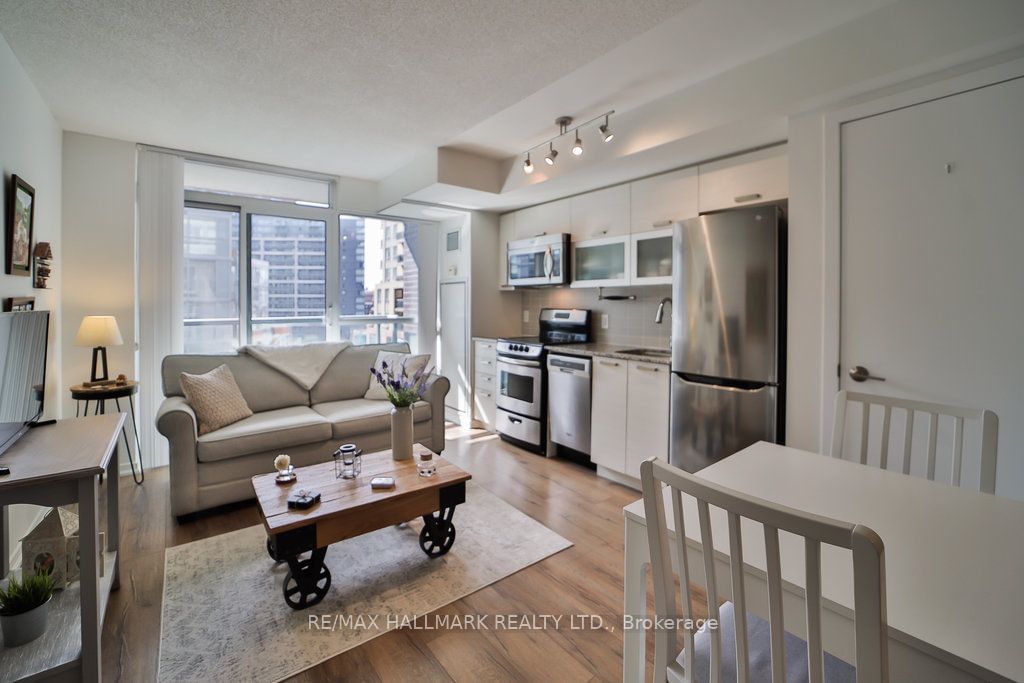 68 Abell St, unit 711 for sale - image #6