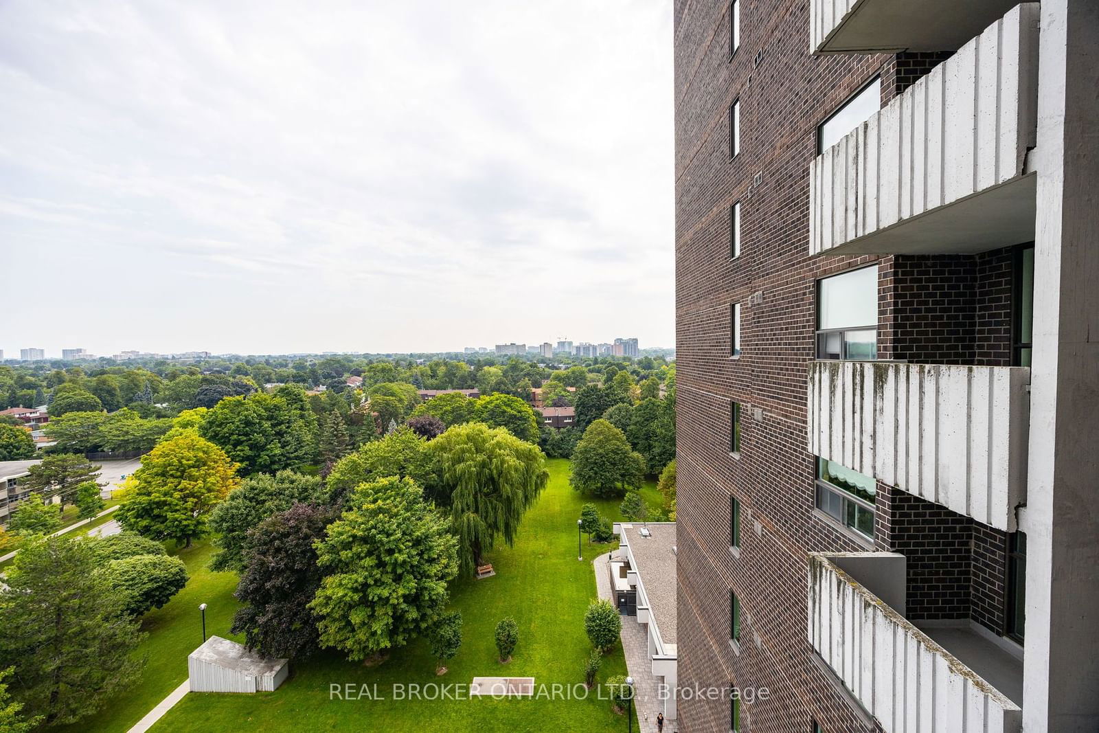 5 Old Sheppard Ave, unit 1105 for sale