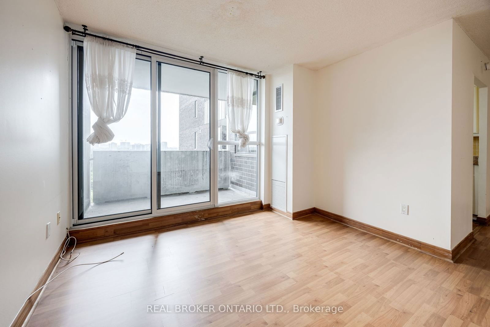 5 Old Sheppard Ave, unit 1105 for sale - image #6