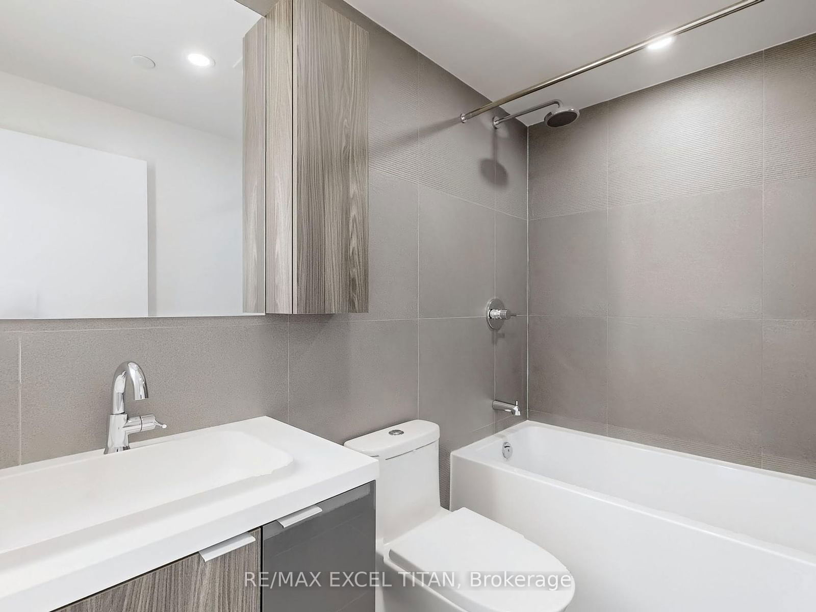 15 Mercer St, unit 3304 for rent - image #9