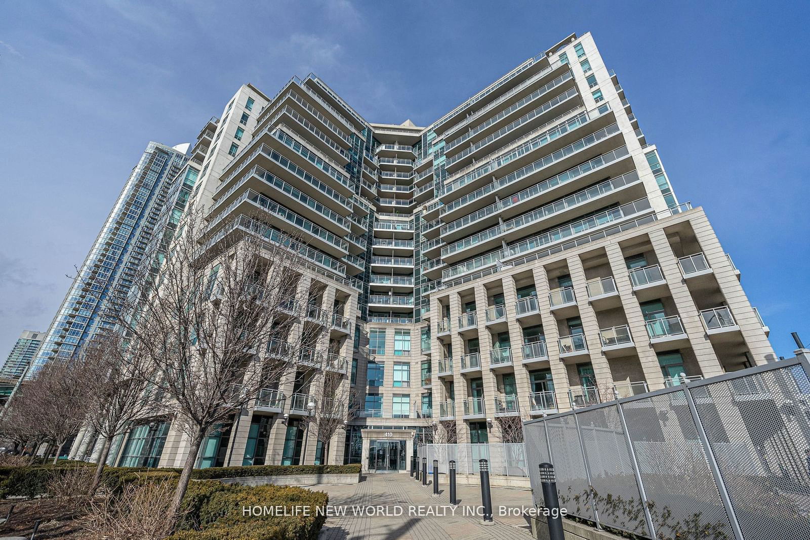 410 Queens Quay W, unit 1106 for sale