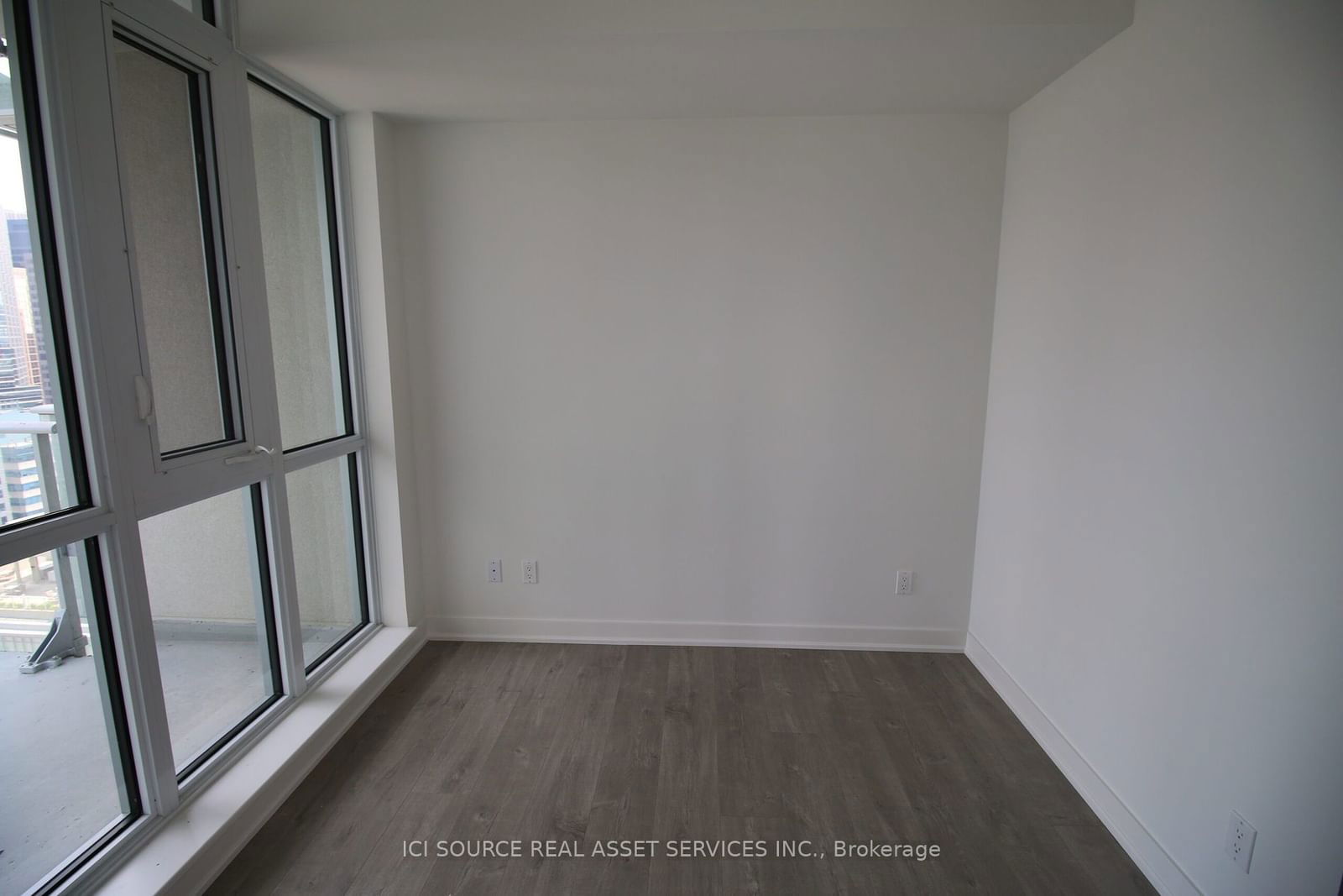 30 Nelson St, unit 2202 for rent - image #10